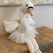 画像をギャラリービューアに読み込む, 【Bukowski Odette】ブコウスキー スワン バレリーナ ぬいぐるみ