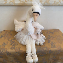 画像をギャラリービューアに読み込む, 【Bukowski Odette】ブコウスキー スワン バレリーナ ぬいぐるみ