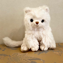 画像をギャラリービューアに読み込む, 【Bukowski Guccio】ブコウスキー グッチオ ねこのぬいぐるみ